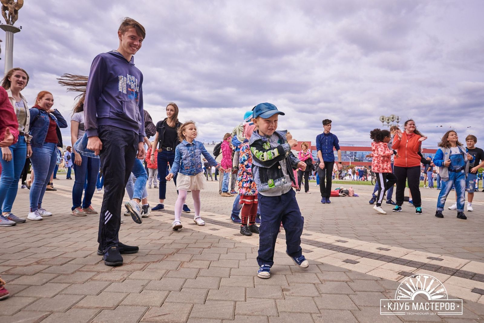 Фестиваль мороженного “Краіна марозіва”