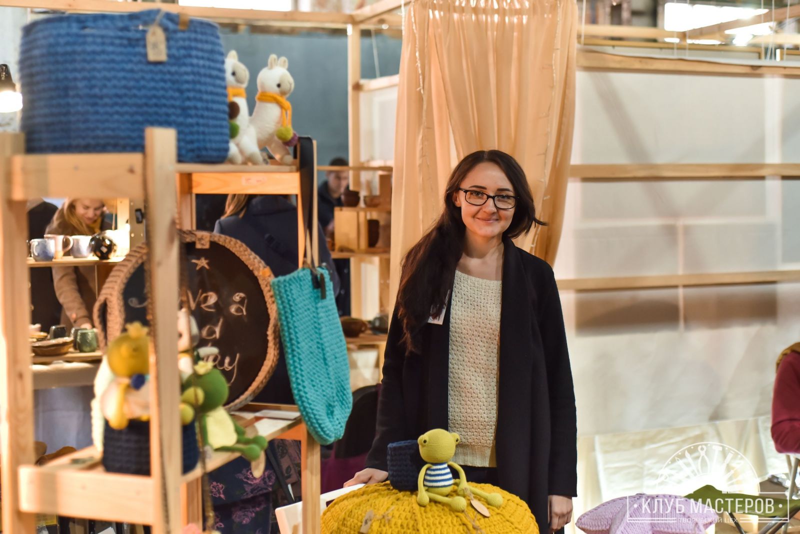 Канапа Маркет