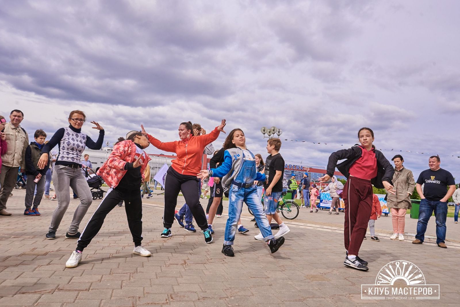 Фестиваль мороженного “Краіна марозіва”